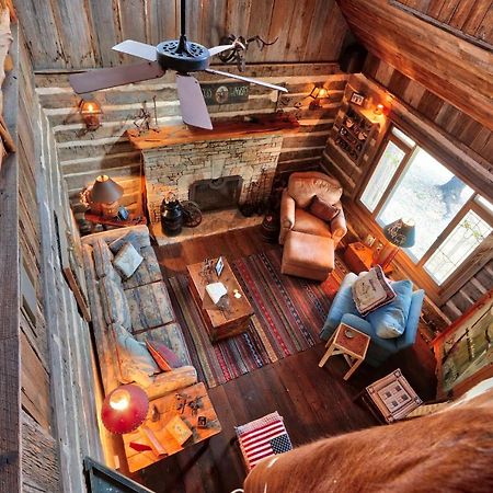 Log Cabin At Old Glory Ranch Villa Wimberley Esterno foto
