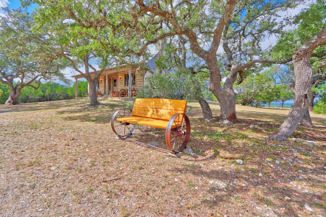 Log Cabin At Old Glory Ranch Villa Wimberley Esterno foto